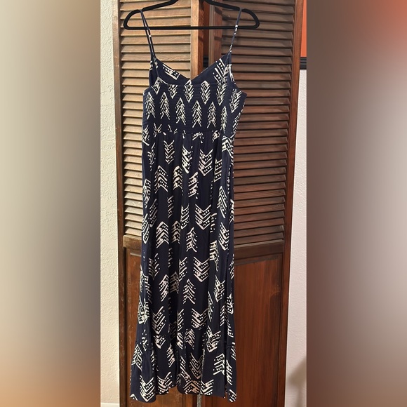 NWT Aerie Blue Patterned Cut Out Maxi Dress - Picture 3 of 4